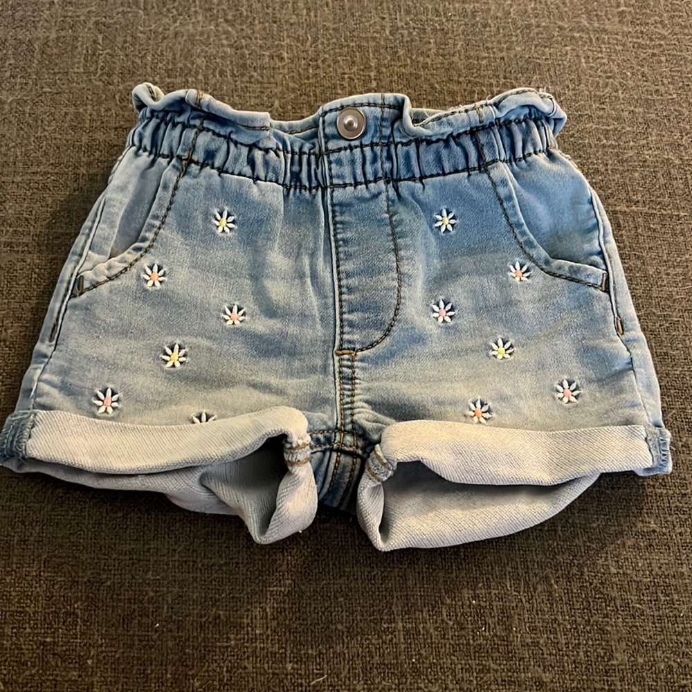 2T Denim Shorts - Floral